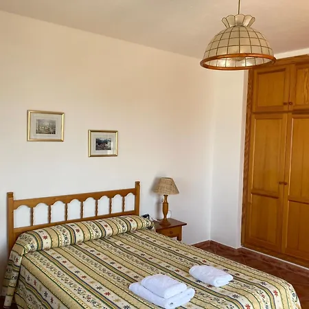 Beautiful & Swimming Pool In