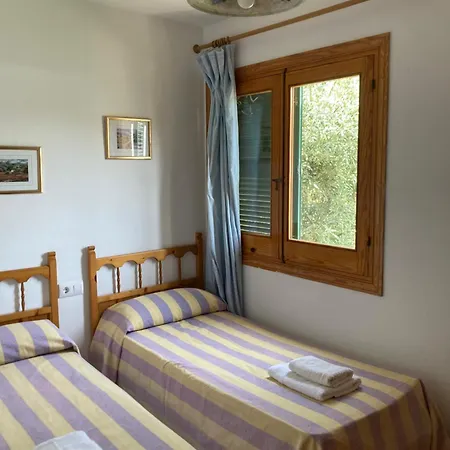 Beautiful & Swimming Pool In Cala Blanca Holiday home