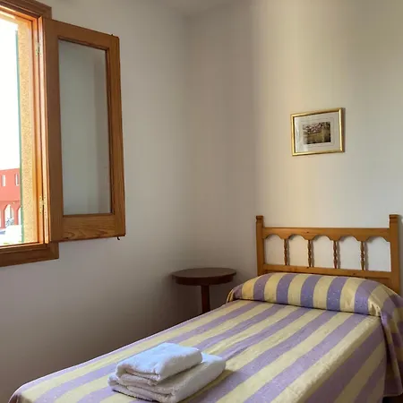 Holiday home Beautiful & Swimming Pool In Cala Blanca *