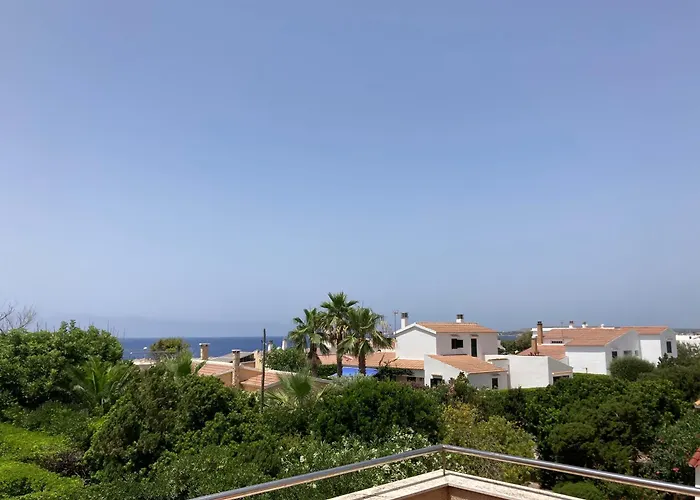 Beautiful & Swimming Pool In Сasa de vacaciones *